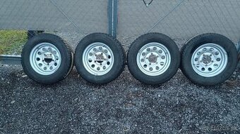 Sada diskov Suzuki Jimmy s pneu Cooper Discover 205/70 R15 -