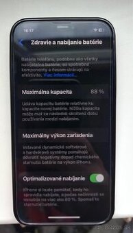 I phone 12 modrý