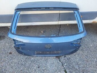 Volkswagen passat b8 combi kufrove dvere.