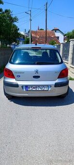 Predám Peugeot 307. 1.4 r. 2002