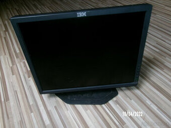 Predam monitory 1600x1200 4:3