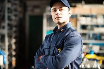 Nastavovač poloautomatických strojov