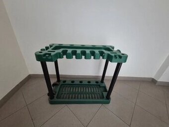 Stojan na naradie, rozmery : 74 x 35 x 84 cm