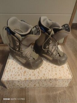 Snowboardove topanky Burton Progression