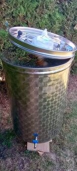 Neezvy sud na vino150 l