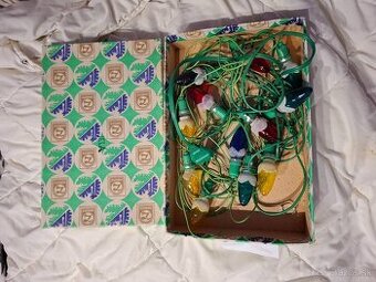 Stare vianočne svetielka šišky