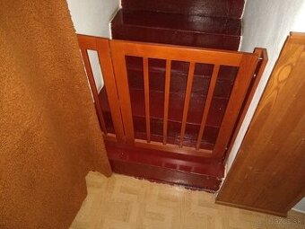 Drevena zabrana lava 110cm masiv