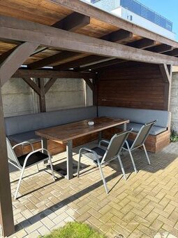 Záhradné posedenie