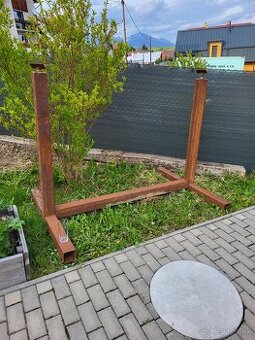 Predám stojan na káblové bubny