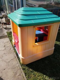 Detský záhradný domcek