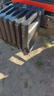Kupim original bandaskove zàvažie na zetor
