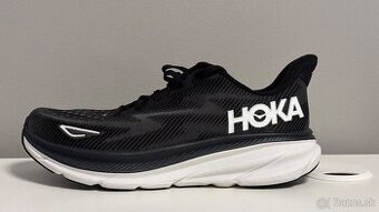 HOKA Clifton 9