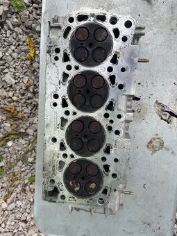 Hlava valcov nissan 2.2 dci Kód motora YD22.