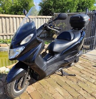 Suzuki burgman 125