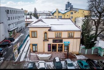Na predaj budova v centre mesta