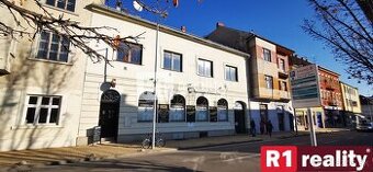 Lukratívna budova "Hubacsek" v centre mesta Piešťany