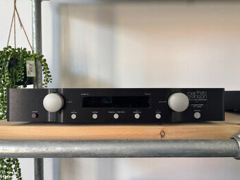 Mark Levinson 320S