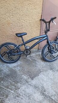Predam detsky bicykel