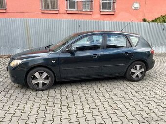 Mazda 3 1.6i. 77kW rok 2005