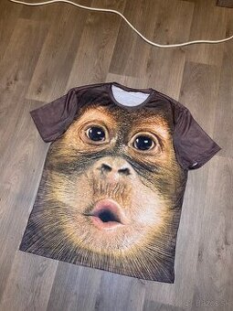 Pánske tričko s opicou, hnedé, veľkosť M-L – darčekový tip