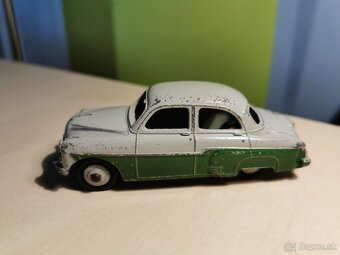 Dinky toys Vauxhall Cresta