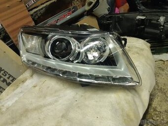 Audi A6 C6 svetlo prave led lift bi-xenon