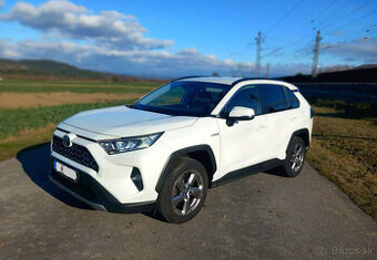 Toyota RAV4 2.5 Hybrid e-CVT ťažné  r.v.2021 Kúp.Slovensko