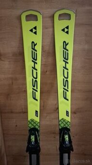 Predám slalomové lyže značky Fischer RC4 SC 160cm.