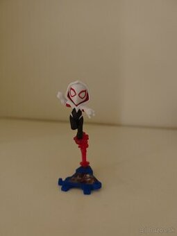 Kinder marvel, figurka
