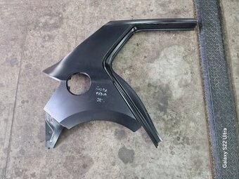 Škoda Fabia 3 zadný blatník bočnica