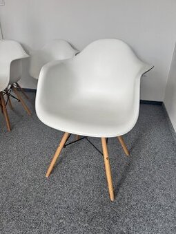 Jedálenské kreslá