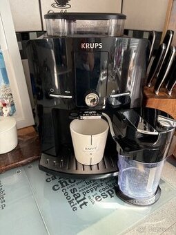 Kavovar Krups EA829810