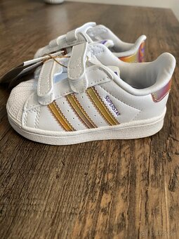 Botasky Adidas Superstar c.20 - nove
