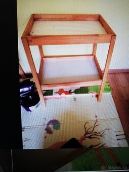 Prebalovací pult Ikea