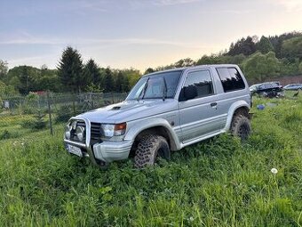 Mitshubishi Pajero 2.8 tdi Rozpredam na náhradné diely