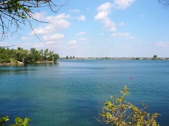 pozemok Senec