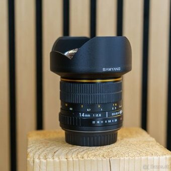 Samyang 14mm f/2.8 IF ED UMC Aspherical