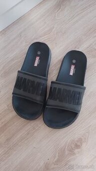 Pánske slapky Marvel 42 veľkosť - 1