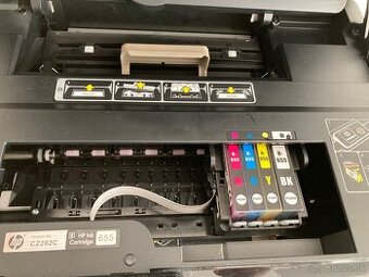 Tlačiareň HP Deskjet Ink Advantage 5525