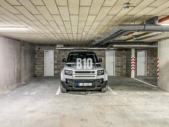 PARKOVACIE STÁTIE V GARÁŽI A K TOMU SKLADOVACÍ PRIESTOR - Ra