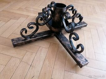 Stojan na vianočný stromček