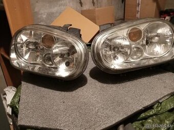 Predne Svetla Golf 4