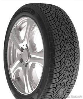 Nové zimné pneu 225/45 R 17 94V XL WINTERHAWK