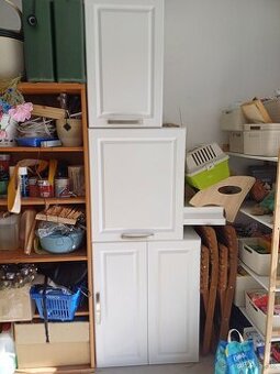kuchynské skrinky ORESI,závesné ,zostava