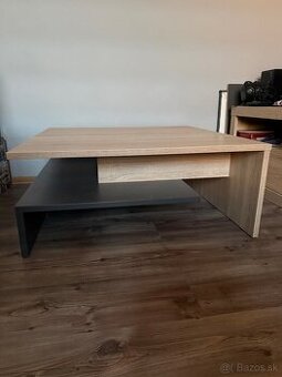 Konferenčný stolík