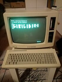 Rezervovaný predám retro 8bitovy Amstrad 8256 s CP/M