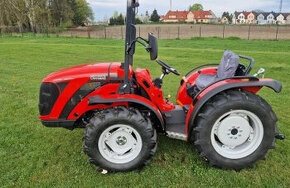 Traktor Antonio Carraro Tigre 4800 F