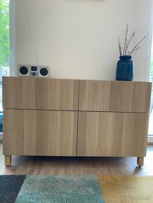 Skrinka IKEA BESTÅ, vzor bielo morený dub