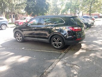 Hyundai Santa fe Grand