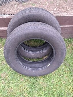pneu 215/65 r16